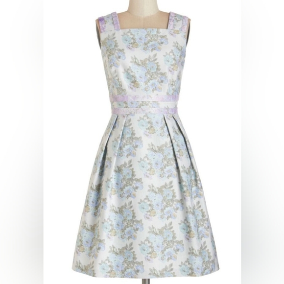 Bring a Bouquet Modcloth Dress - Picture 5 of 5